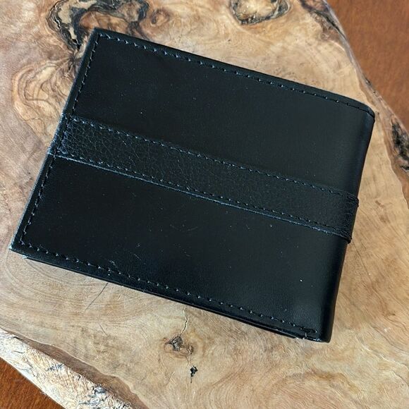 Tommy Hilfiger Men's Passcase Wallet with Removable ID Window - Picture 3 of 8